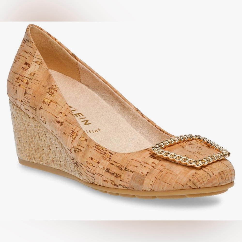 Anne Klein Women's Shantell Pump
